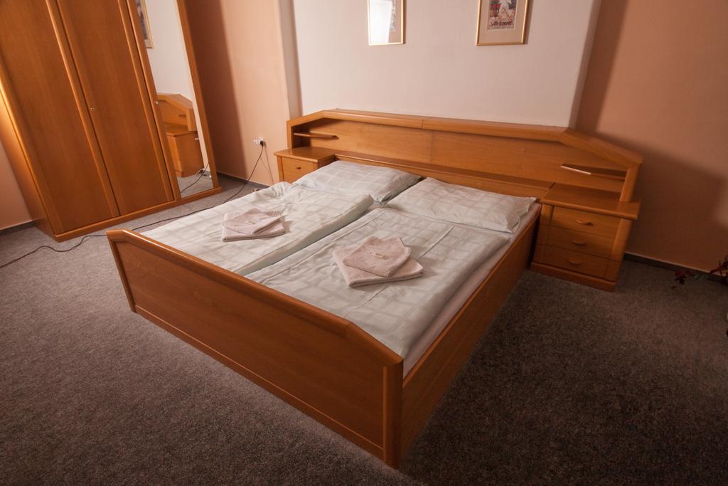 Hotel Haltrava Klenci pod Cerchovem 客房 照片